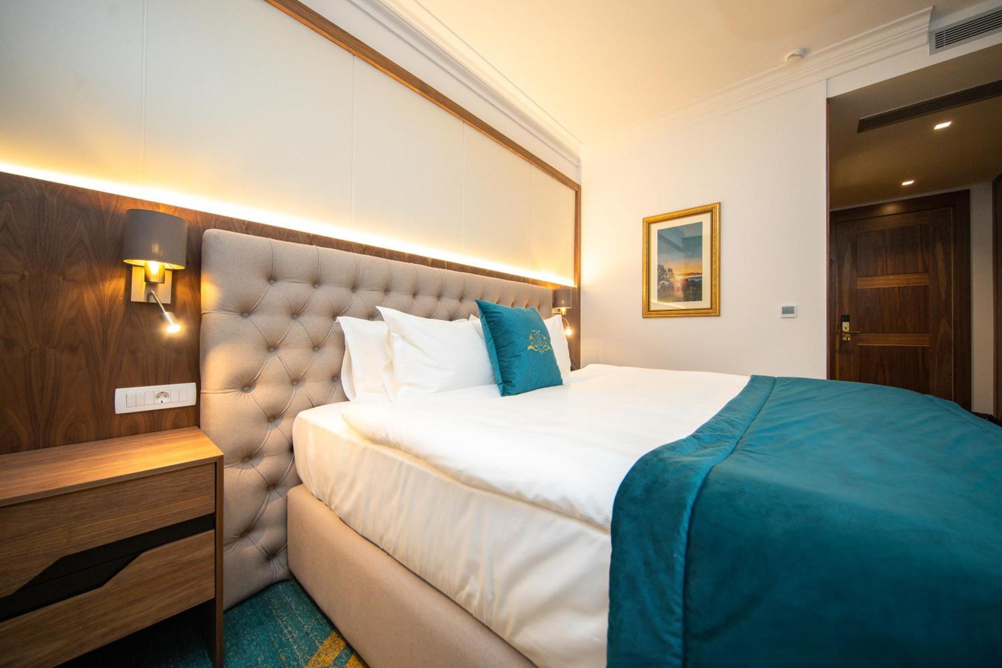 Grand Hotel Belushi Boge المظهر الخارجي الصورة