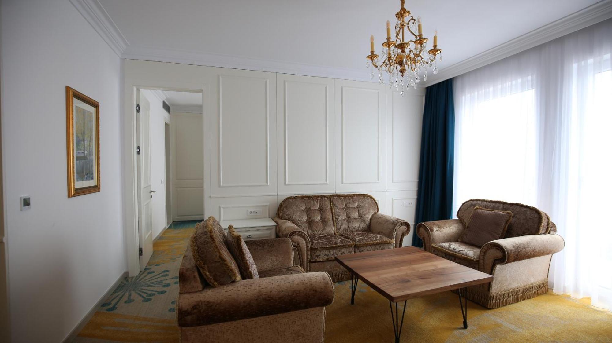Grand Hotel Belushi Boge المظهر الخارجي الصورة