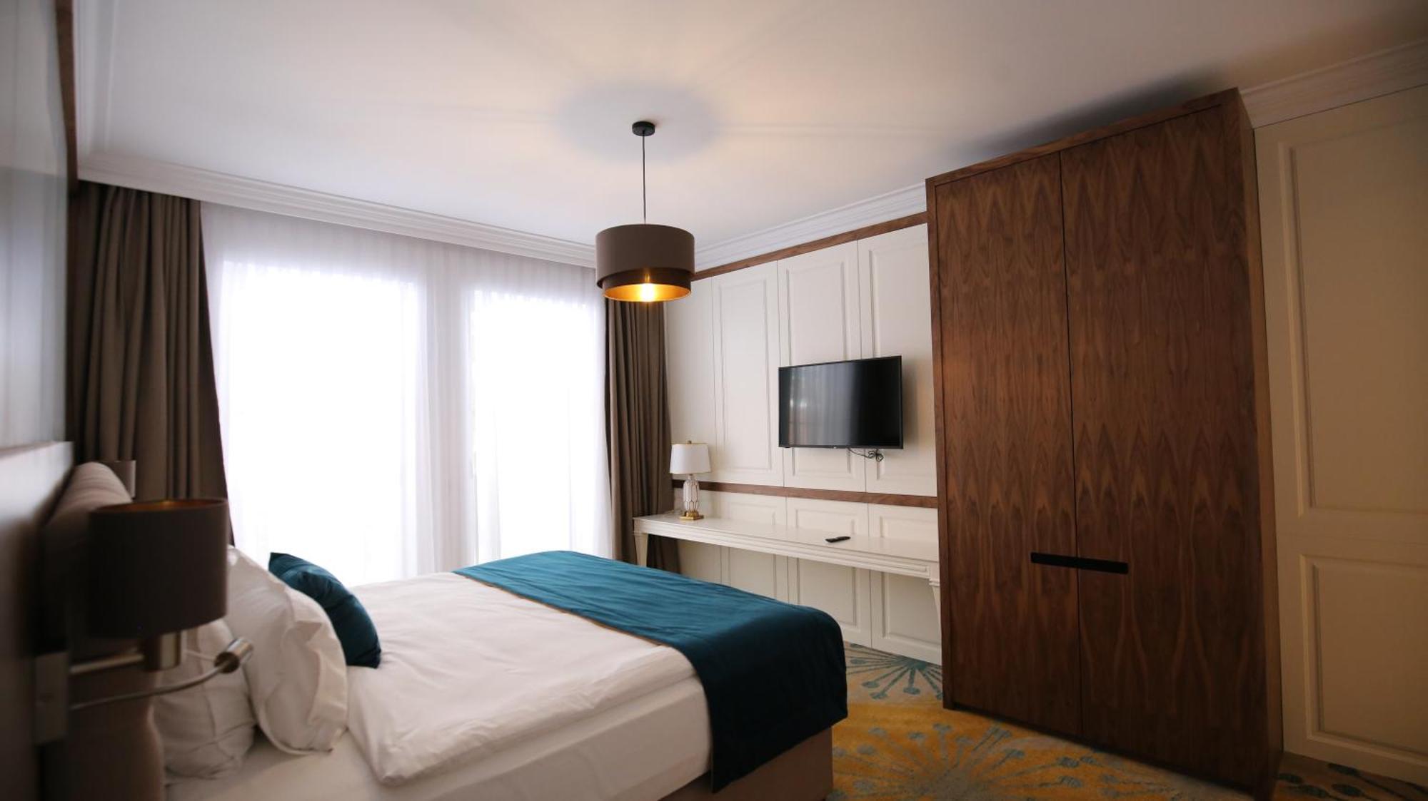 Grand Hotel Belushi Boge المظهر الخارجي الصورة