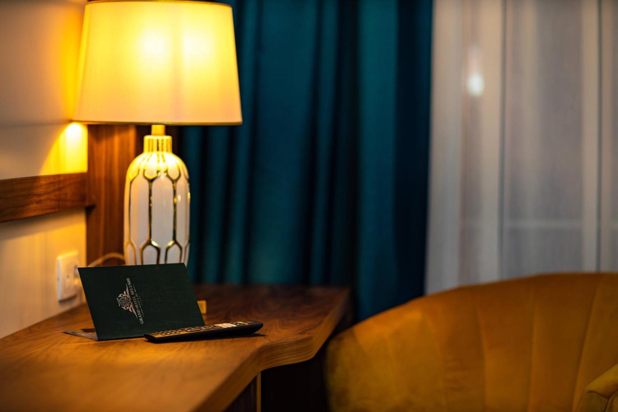 Grand Hotel Belushi Boge المظهر الخارجي الصورة